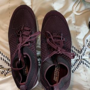 Womens Sketcher Bobs Tennis Shoes size 7